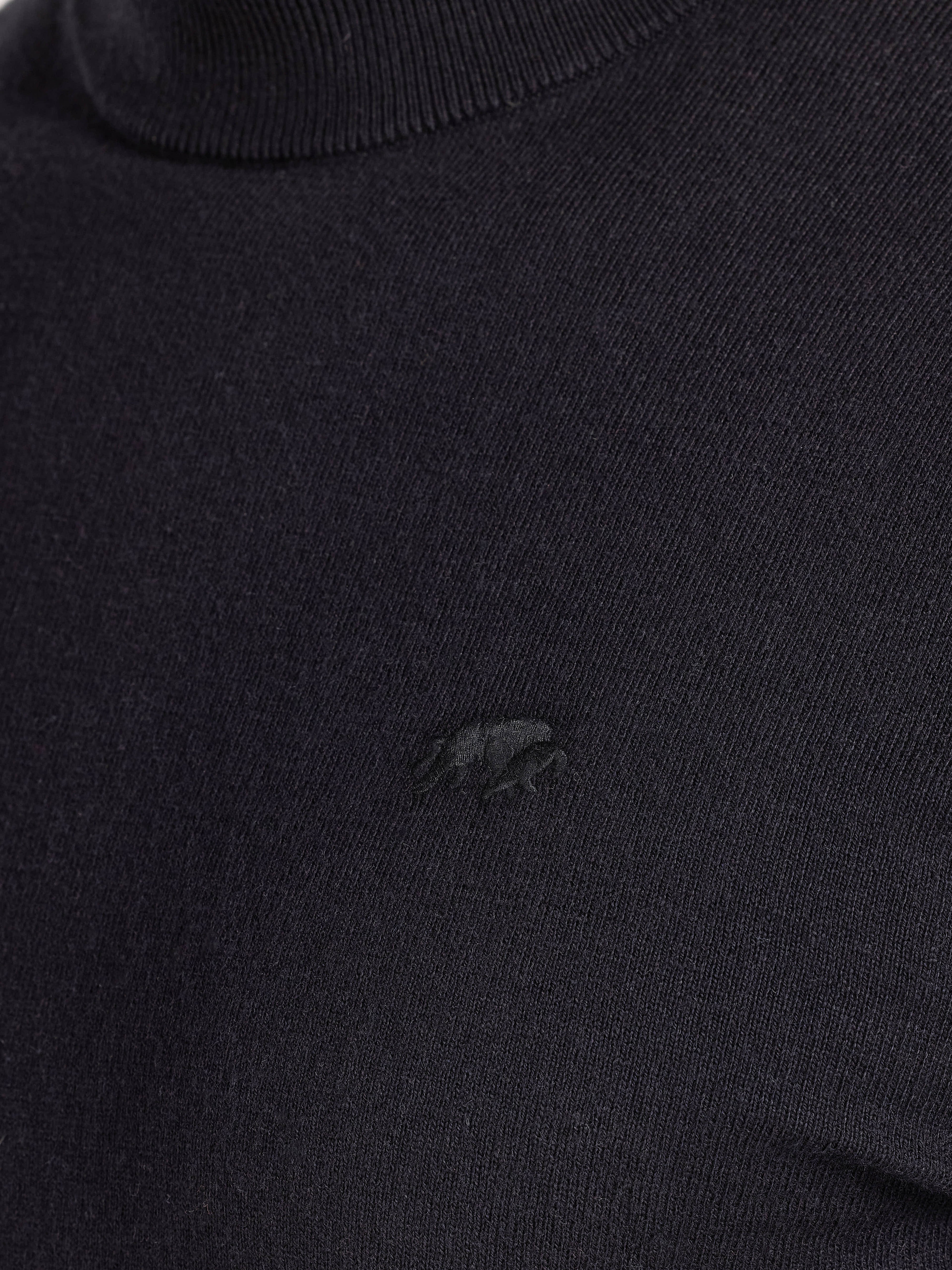 Turtle Neck Knit - Black