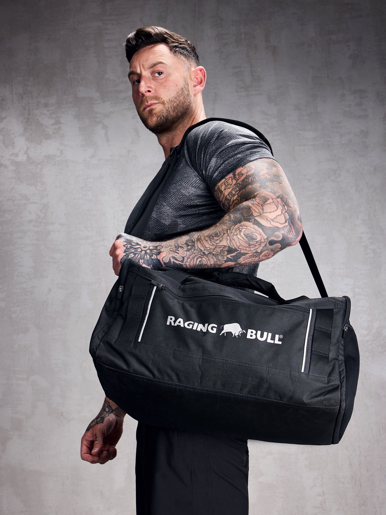 Raging bull faux leather gym bag 2025