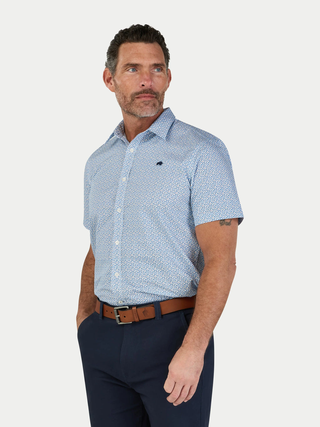 Man wearing Raging Bull Pentagon Pattern Cotton Poplin Short Sleeve Shirt in White, available in sizes S-6XL